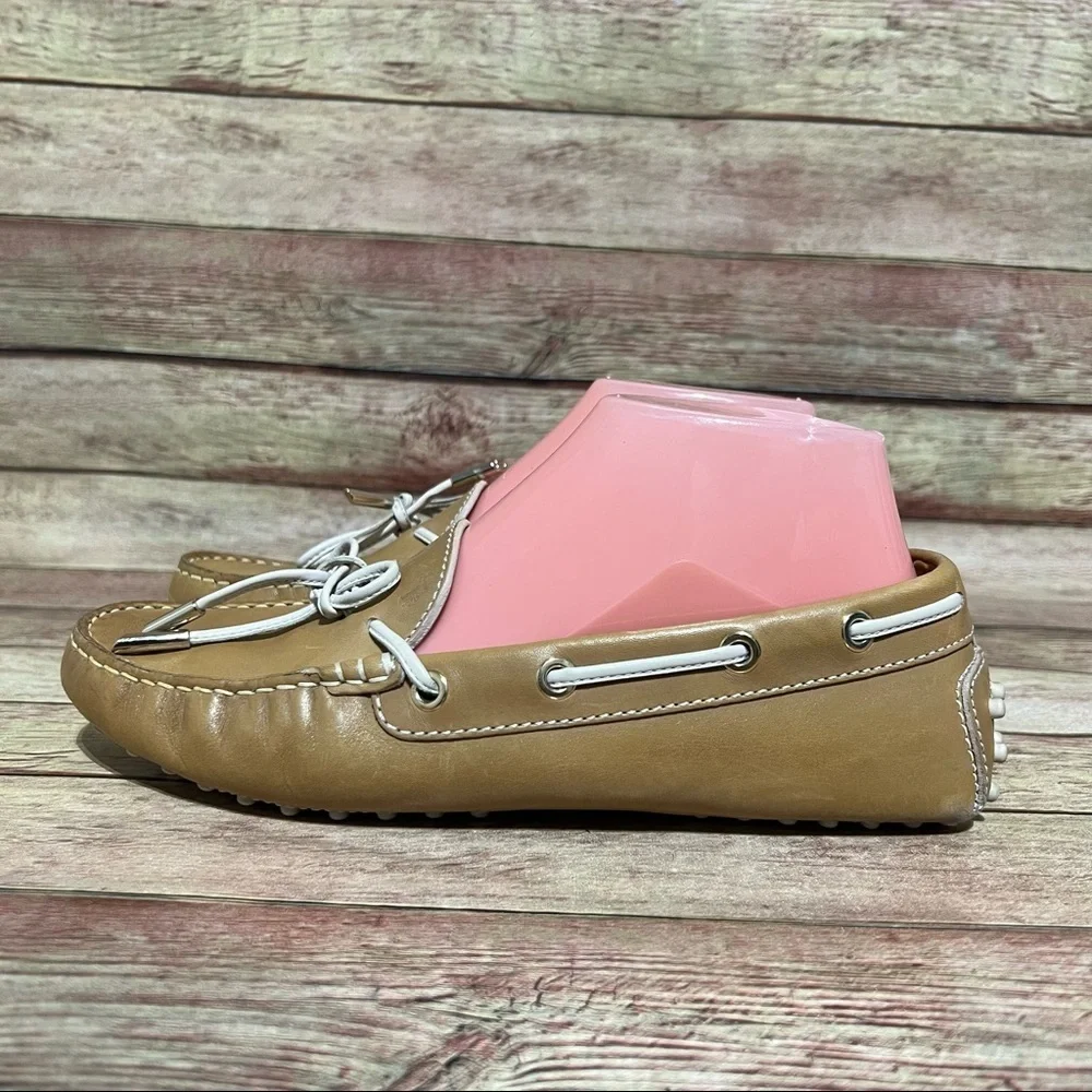 Tods Brown Leather Gommino Loafers